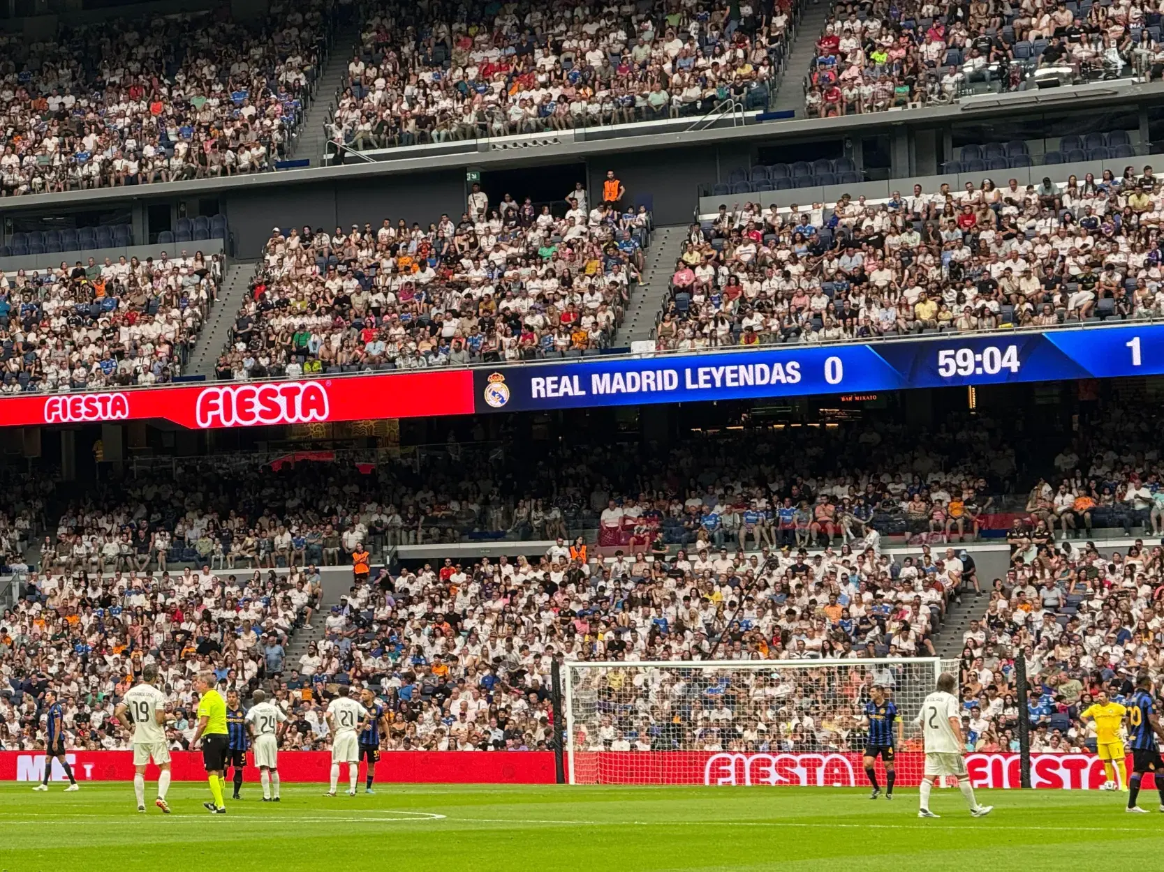 Fiesta y el Real Madrid ganan el partido por la infancia