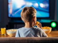 Un 66% de los niños ve televisión durante las comidas