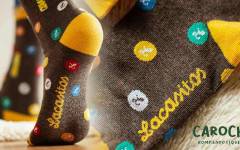 Lacasitos presenta una nueva línea de calcetines solidarios
