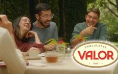 La última campaña de Chocolates Valor pone el acento en “el placer de ser adulto”