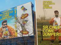 Nueva campaña viral de Jumpers, con una lona en pleno Madrid