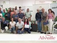 Fundación PepsiCo concede becas para productores de aceite de oliva con su programa VivaOliva