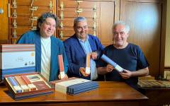 Ferran Adrià y Gastón Acurio llevan su diálogo gastronómico al turrón de Torrons Vicens
