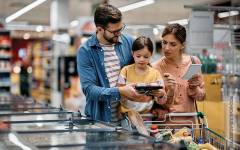El 37% de las familias cede ante sus hijos en la compra escolar pese a priorizar la salud