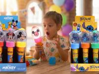 Migueláñez ilumina el lineal con las figuras luminosas y proyectores de Mickey y Stitch