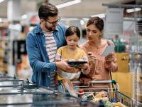 El 37% de las familias cede ante sus hijos en la compra escolar pese a priorizar la salud