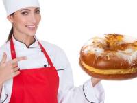 Se acerca la festividad de la Almudena, patrona de los pasteleros