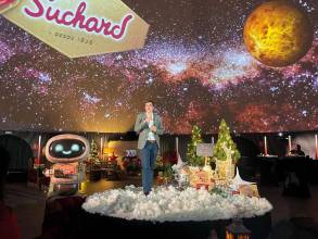 La magia navideña de Suchard viaja por todo el universo en su nuevo spot