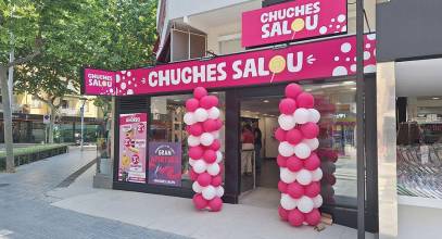Frutos Secos El Rincón se va a la playa con una tienda pop-up en Salou