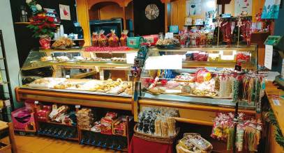 Puntos de venta: La Panadería, medio siglo como el alma del barrio