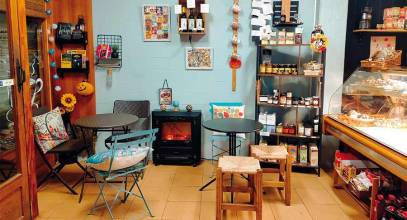 Puntos de venta: La Panadería, medio siglo como el alma del barrio