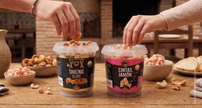 Aperitivos Flaper renueva la imagen de sus gamas de Cintas de Jamón y Torreznos de Morro