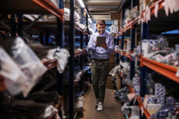 El comercio en España enfrenta desafíos de saturación y cambio en los hábitos del consumidor