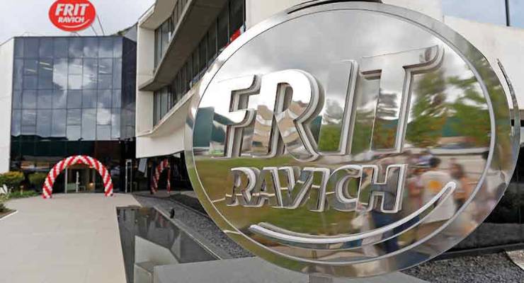 CaixaBank premia a Judith Viader por “su liderazgo y visión transformadora” en Frit Ravich